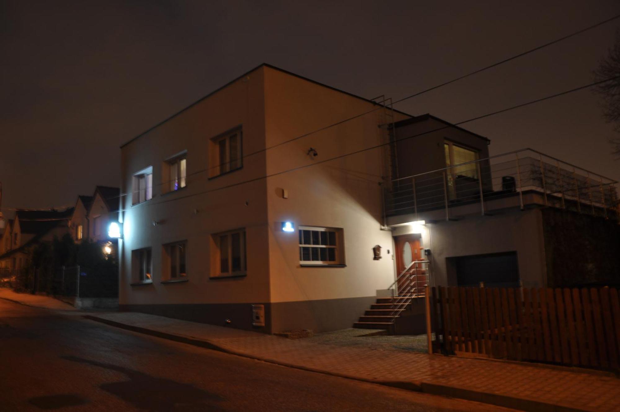Bialy Dom - 2 Bedrooms Katoviçe Dış mekan fotoğraf
