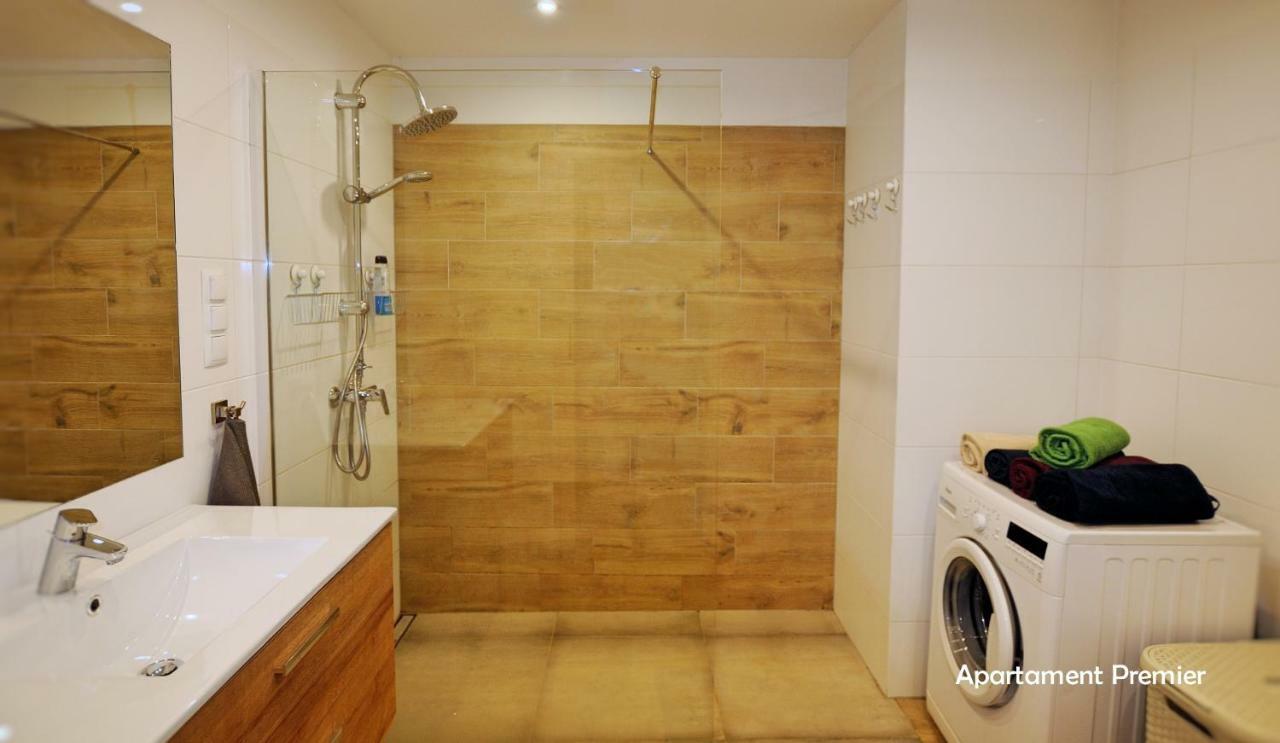 Bialy Dom - 2 Bedrooms Katoviçe Dış mekan fotoğraf